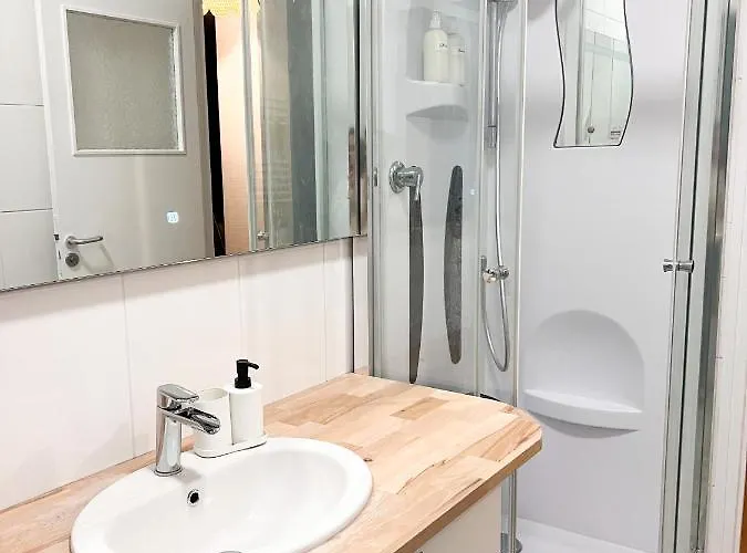 Apartment Le Jardin Secret D'amiens Hypercentre Cathedrale, Parking